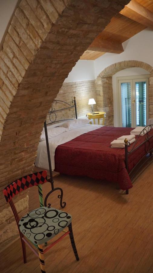 Residenza Delle Grazie Miglionico Exterior foto