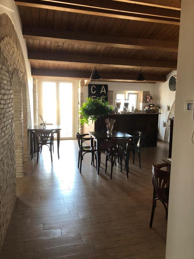 Residenza Delle Grazie Miglionico Exterior foto