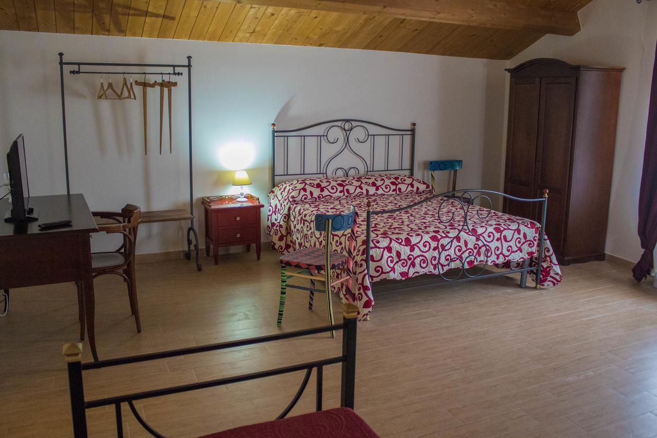 Residenza Delle Grazie Miglionico Exterior foto