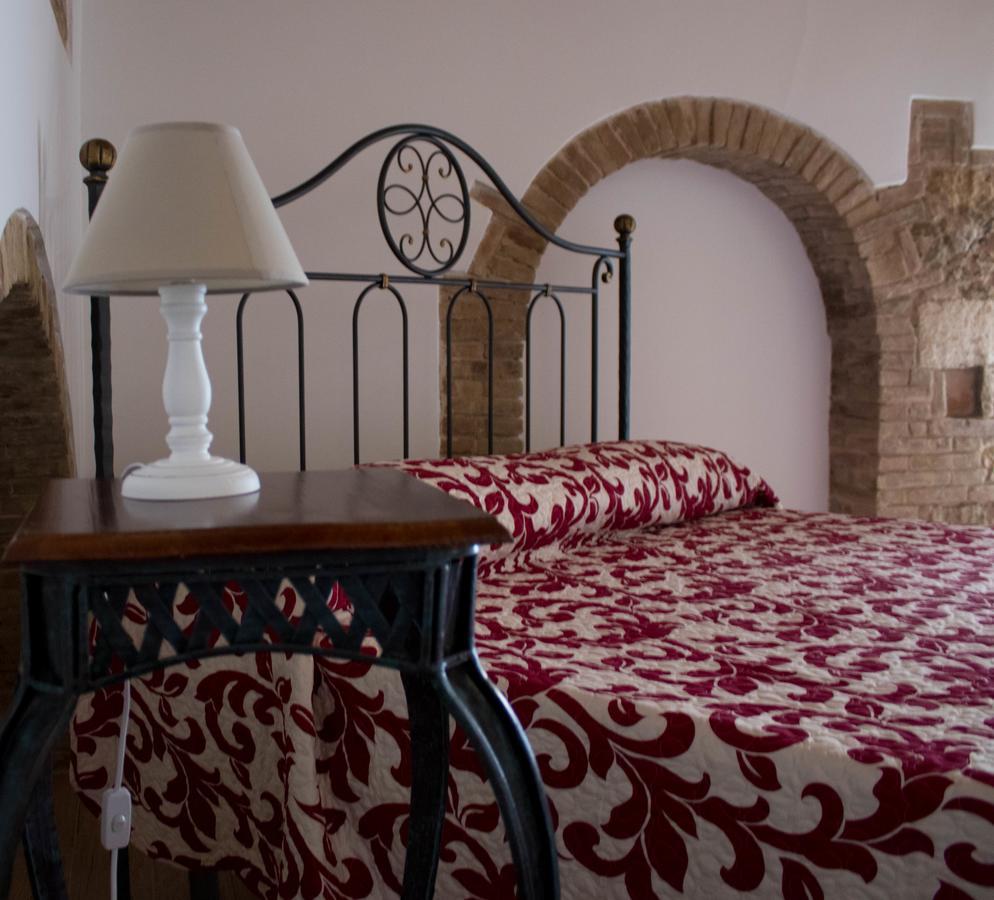 Residenza Delle Grazie Miglionico Exterior foto