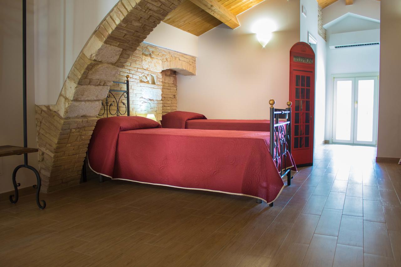 Residenza Delle Grazie Miglionico Exterior foto